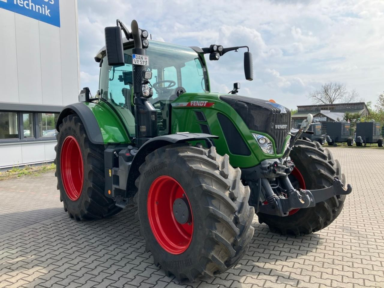 Fendt VARIO 724 GEN 6 PROFI PLUS SET 2 - Трактор: фото 4 Fendt VARIO 724 GEN 6 PROFI PLUS SET 2 - Трактор: фото 4