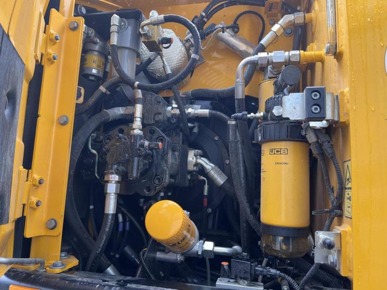 JCB JS145W - Колісний екскаватор: фото 2 JCB JS145W - Колісний екскаватор: фото 2