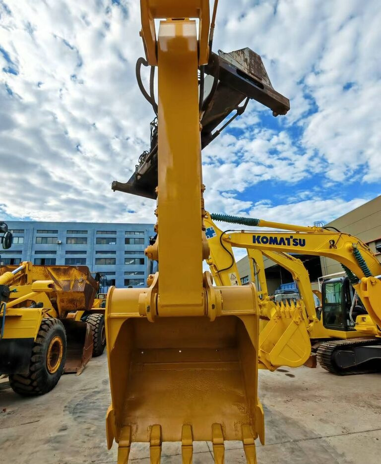 Caterpillar 330BL - Гусеничний екскаватор: фото 2 Caterpillar 330BL - Гусеничний екскаватор: фото 2