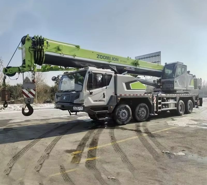 Zoomlion ZTC350 ZTC250 ZTC550 ZTC1000 35t 35ton 50t 70t - Автокран: фото 1 Zoomlion ZTC350 ZTC250 ZTC550 ZTC1000 35t 35ton 50t 70t - Автокран: фото 1