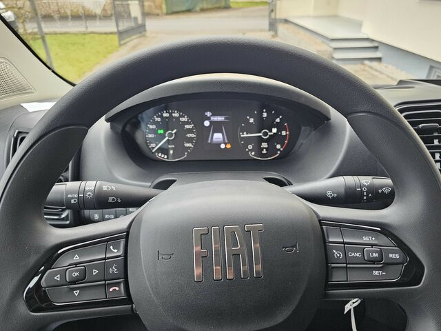 FIAT Ducato 35 140 L2H2 Klima Temp 260° Kamera PDC... - Суцільнометалевий фургон: фото 3 FIAT Ducato 35 140 L2H2 Klima Temp 260° Kamera PDC... - Суцільнометалевий фургон: фото 3