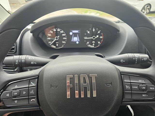 FIAT Ducato 35 140 Serie10-9.2 Modell 25 L2H1 sofort... - Суцільнометалевий фургон: фото 4 FIAT Ducato 35 140 Serie10-9.2 Modell 25 L2H1 sofort... - Суцільнометалевий фургон: фото 4