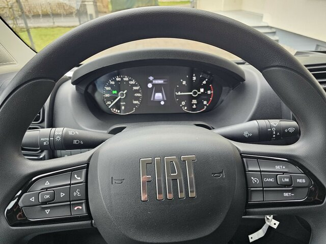 FIAT Ducato 35 L3H2 13m³ Klima Temp 260° Kamera PDC... - Суцільнометалевий фургон: фото 4 FIAT Ducato 35 L3H2 13m³ Klima Temp 260° Kamera PDC... - Суцільнометалевий фургон: фото 4