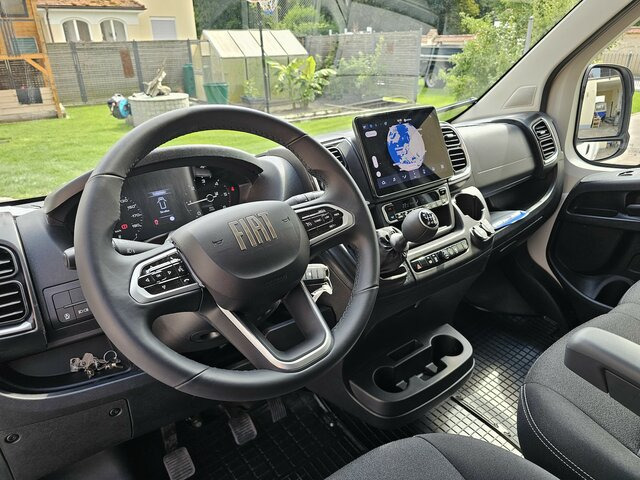FIAT Ducato MAXI 35 180 Koffer 4,9 Seitentüre LED - Фургон з закритим кузовом: фото 4 FIAT Ducato MAXI 35 180 Koffer 4,9 Seitentüre LED - Фургон з закритим кузовом: фото 4