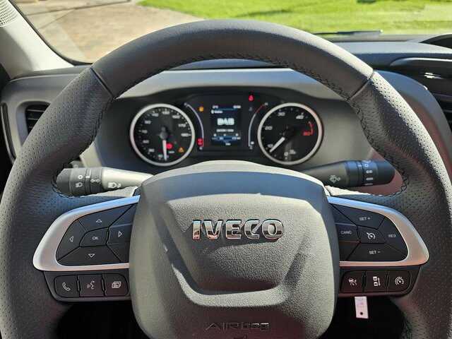IVECO Daily 35S18 3.0 Koffer Voll-LED Navigation - Фургон з закритим кузовом: фото 5 IVECO Daily 35S18 3.0 Koffer Voll-LED Navigation - Фургон з закритим кузовом: фото 5