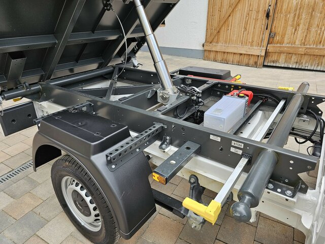 Вантажівка MAN TGE 3.140 Doka L3 Dreiseitenkipper Facelift: фото 26