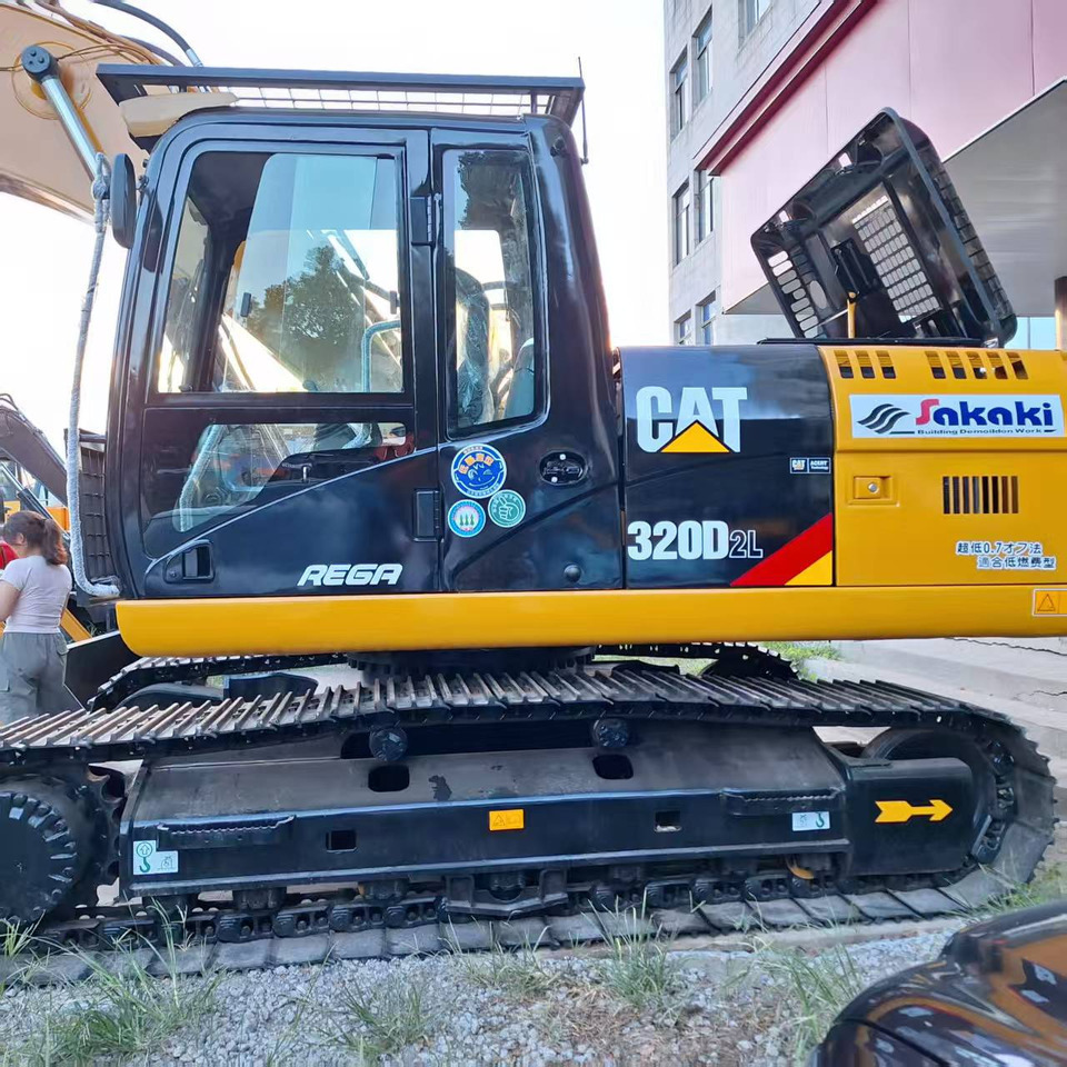 CAT 320D2L Excavator - Гусеничний екскаватор: фото 1 CAT 320D2L Excavator - Гусеничний екскаватор: фото 1