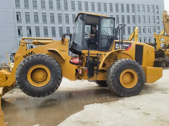 CAT 980G - Колісний навантажувач: фото 4 CAT 980G - Колісний навантажувач: фото 4