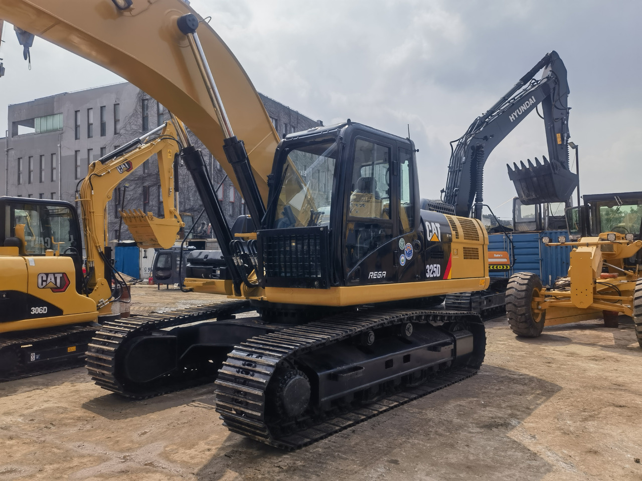 CATERPILLAR CAT 325D Excavator - Гусеничний екскаватор: фото 4 CATERPILLAR CAT 325D Excavator - Гусеничний екскаватор: фото 4