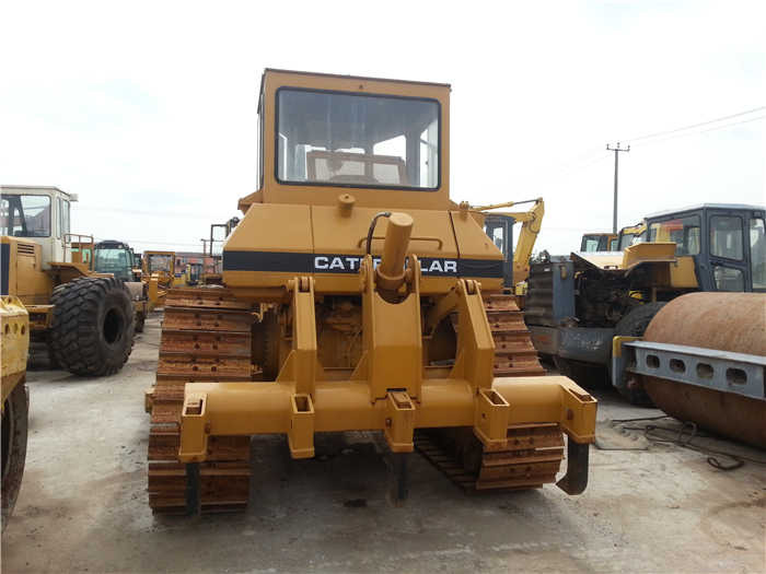 Caterpillar D5M bulldozer second hand caterpillar bulldozer D5M D6D D6G D6M cheap for sale - Бульдозер: фото 5 Caterpillar D5M bulldozer second hand caterpillar bulldozer D5M D6D D6G D6M cheap for sale - Бульдозер: фото 5