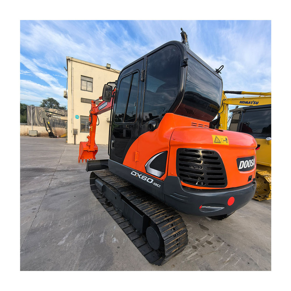 DOOSAN DX60 excavator - Міні-екскаватор: фото 1 DOOSAN DX60 excavator - Міні-екскаватор: фото 1