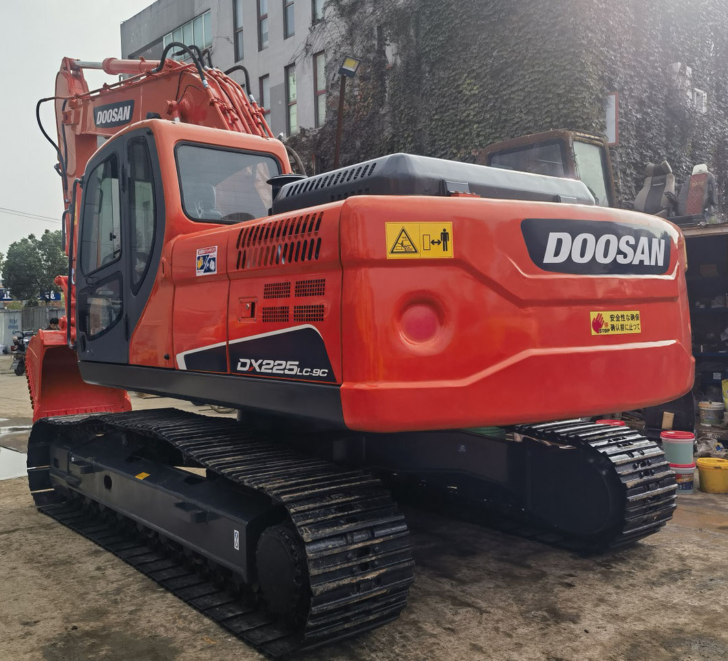 DOOSAN Doosan DX225LC-9c Crawler excavator - Гусеничний екскаватор: фото 2 DOOSAN Doosan DX225LC-9c Crawler excavator - Гусеничний екскаватор: фото 2