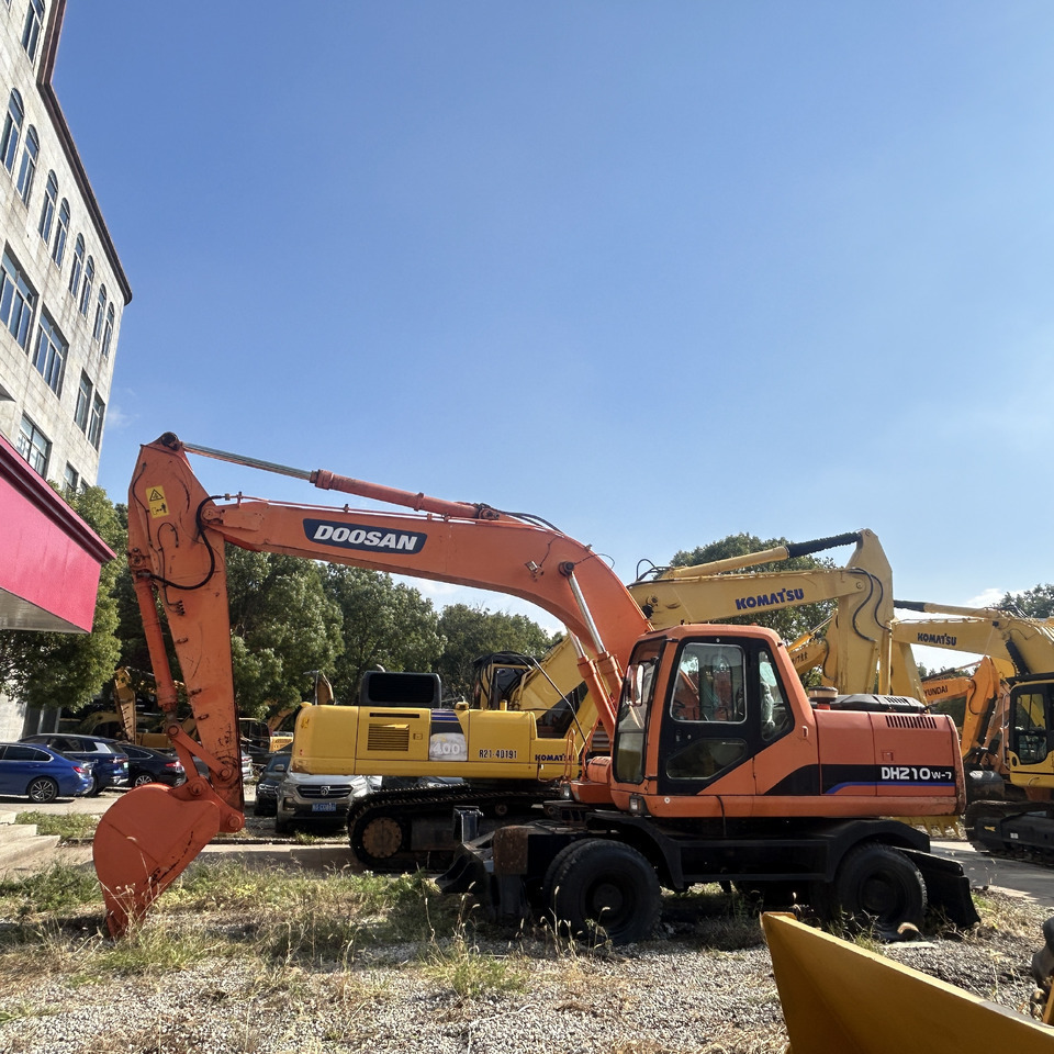 Doosan DH210w-7 wheel excavator - Колісний екскаватор: фото 4 Doosan DH210w-7 wheel excavator - Колісний екскаватор: фото 4