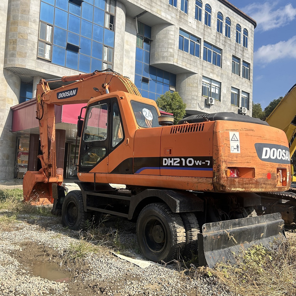 Doosan DH210w-7 wheel excavator - Колісний екскаватор: фото 5 Doosan DH210w-7 wheel excavator - Колісний екскаватор: фото 5