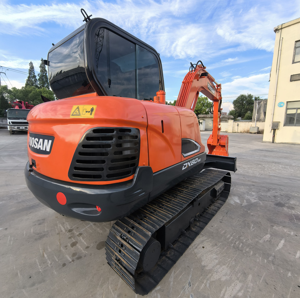 Doosan Dx60 Crawler Excavator - Гусеничний екскаватор: фото 2 Doosan Dx60 Crawler Excavator - Гусеничний екскаватор: фото 2