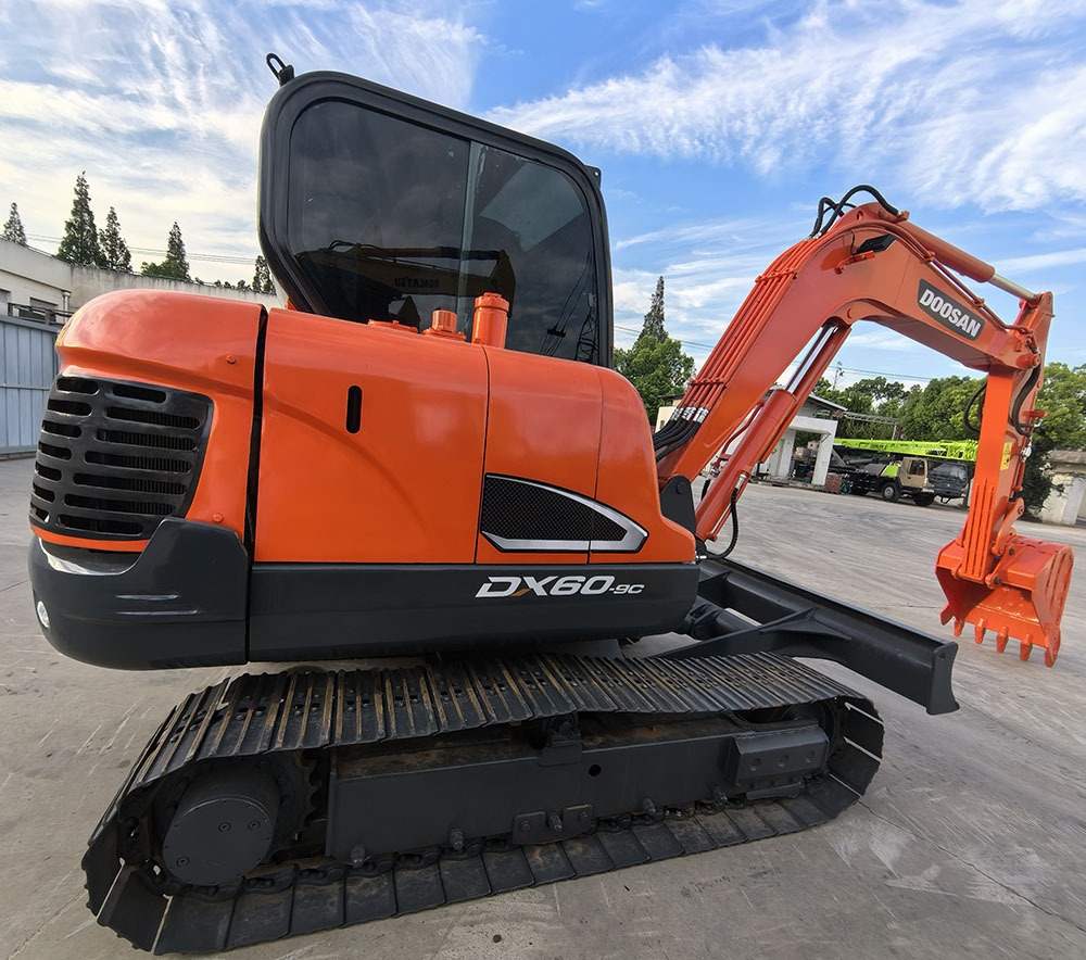 Doosan Dx60 Crawler Excavator - Гусеничний екскаватор: фото 2 Doosan Dx60 Crawler Excavator - Гусеничний екскаватор: фото 2