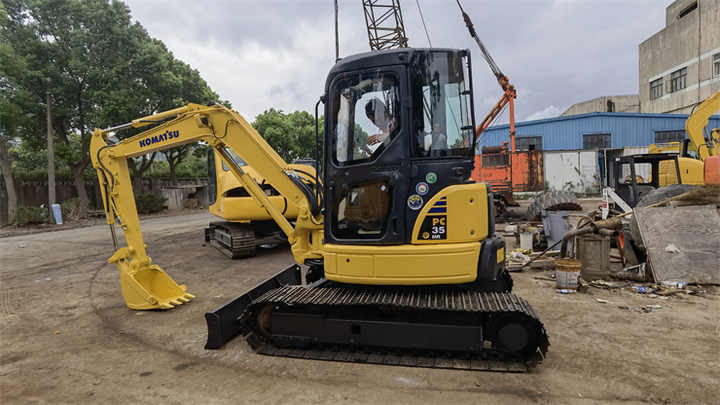 Excellent condition komatsu pc35MR in stock used original Japan komatsu pc35 excavator for sale - Гусеничний екскаватор: фото 3 Excellent condition komatsu pc35MR in stock used original Japan komatsu pc35 excavator for sale - Гусеничний екскаватор: фото 3