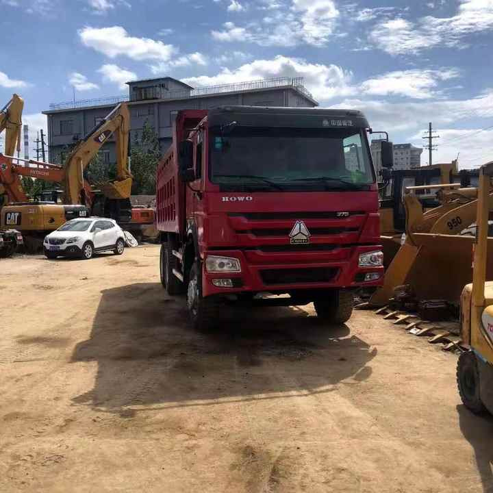 Good Condition 30 Ton 20 Ton Dump Truck 10 Wheeler Sinotruk Howo Used Dumper Truck Tipper 6x4 - Самоскид вантажівка: фото 4 Good Condition 30 Ton 20 Ton Dump Truck 10 Wheeler Sinotruk Howo Used Dumper Truck Tipper 6x4 - Самоскид вантажівка: фото 4