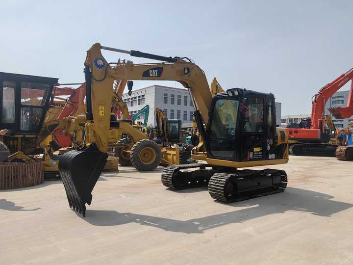 Good Condition and High Performance used Cat 307D Excavator Used Digger Excavator Second Hand Caterpillar 307D in stock - Гусеничний екскаватор: фото 5 Good Condition and High Performance used Cat 307D Excavator Used Digger Excavator Second Hand Caterpillar 307D in stock - Гусеничний екскаватор: фото 5