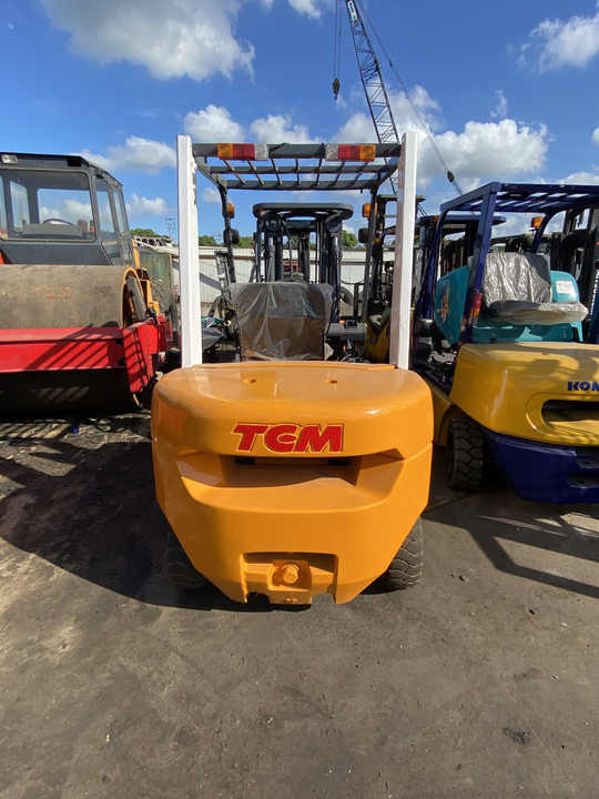 High Performance TCM 3ton Forklift second hand TCM FD30 forklift for sale in shanghai - Дизельний навантажувач: фото 5 High Performance TCM 3ton Forklift second hand TCM FD30 forklift for sale in shanghai - Дизельний навантажувач: фото 5
