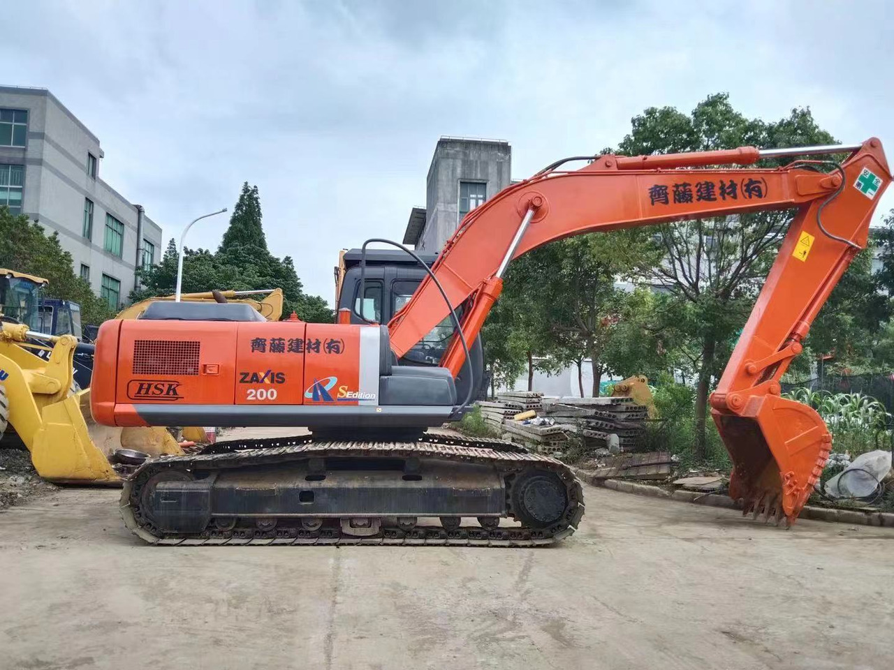 Hitachi ZX200 Excavator - Гусеничний екскаватор: фото 4 Hitachi ZX200 Excavator - Гусеничний екскаватор: фото 4