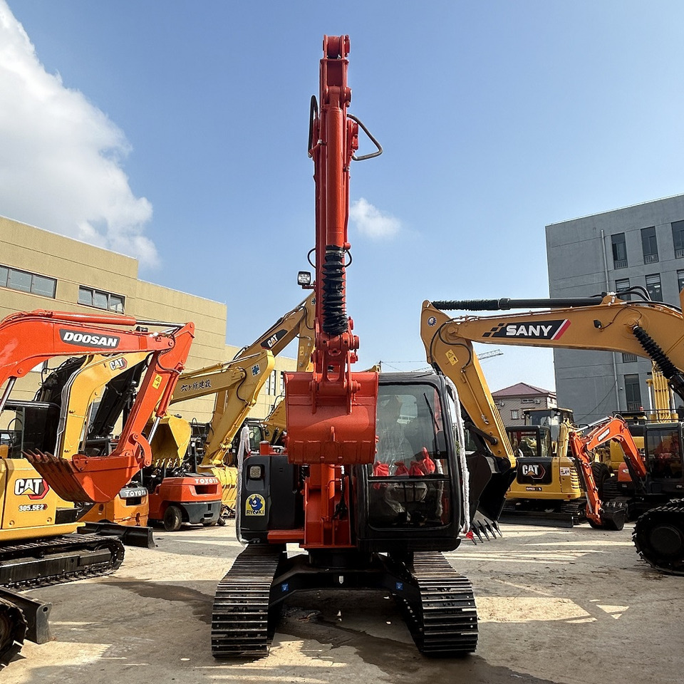 Hitachi ZX70 Excavator - Міні-екскаватор: фото 4 Hitachi ZX70 Excavator - Міні-екскаватор: фото 4