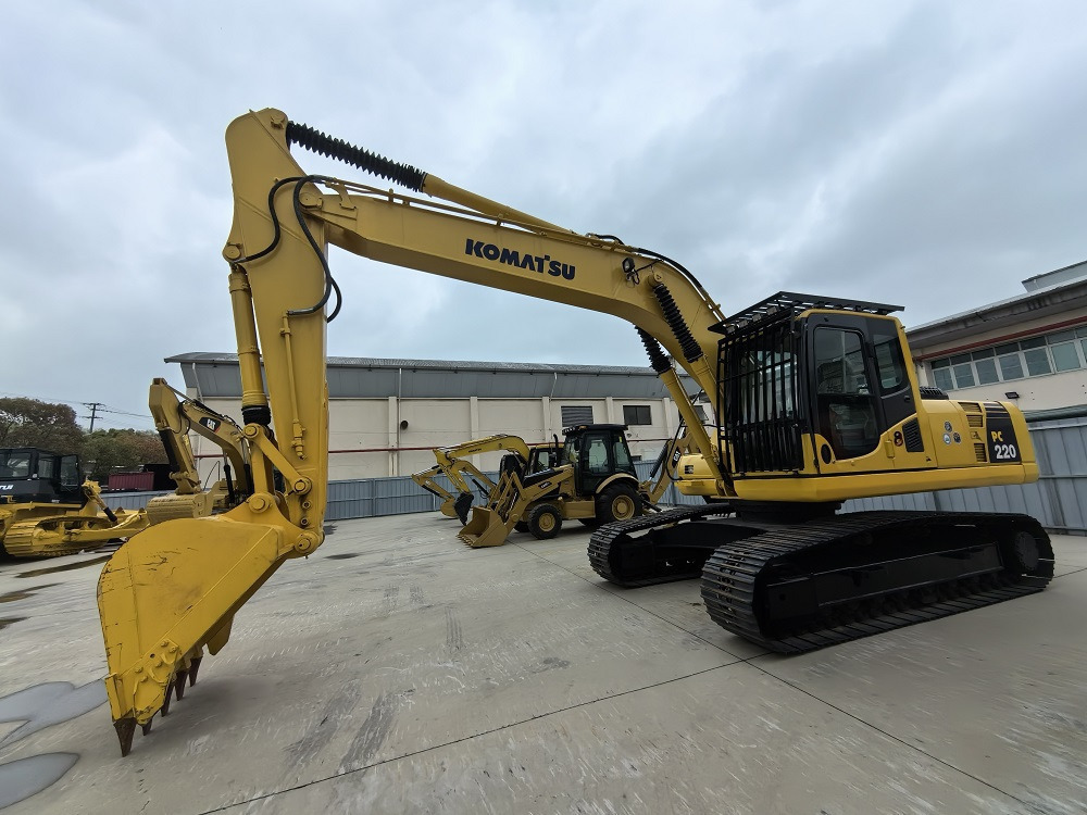 Komatsu PC 220-8 Excavator - Гусеничний екскаватор: фото 3 Komatsu PC 220-8 Excavator - Гусеничний екскаватор: фото 3
