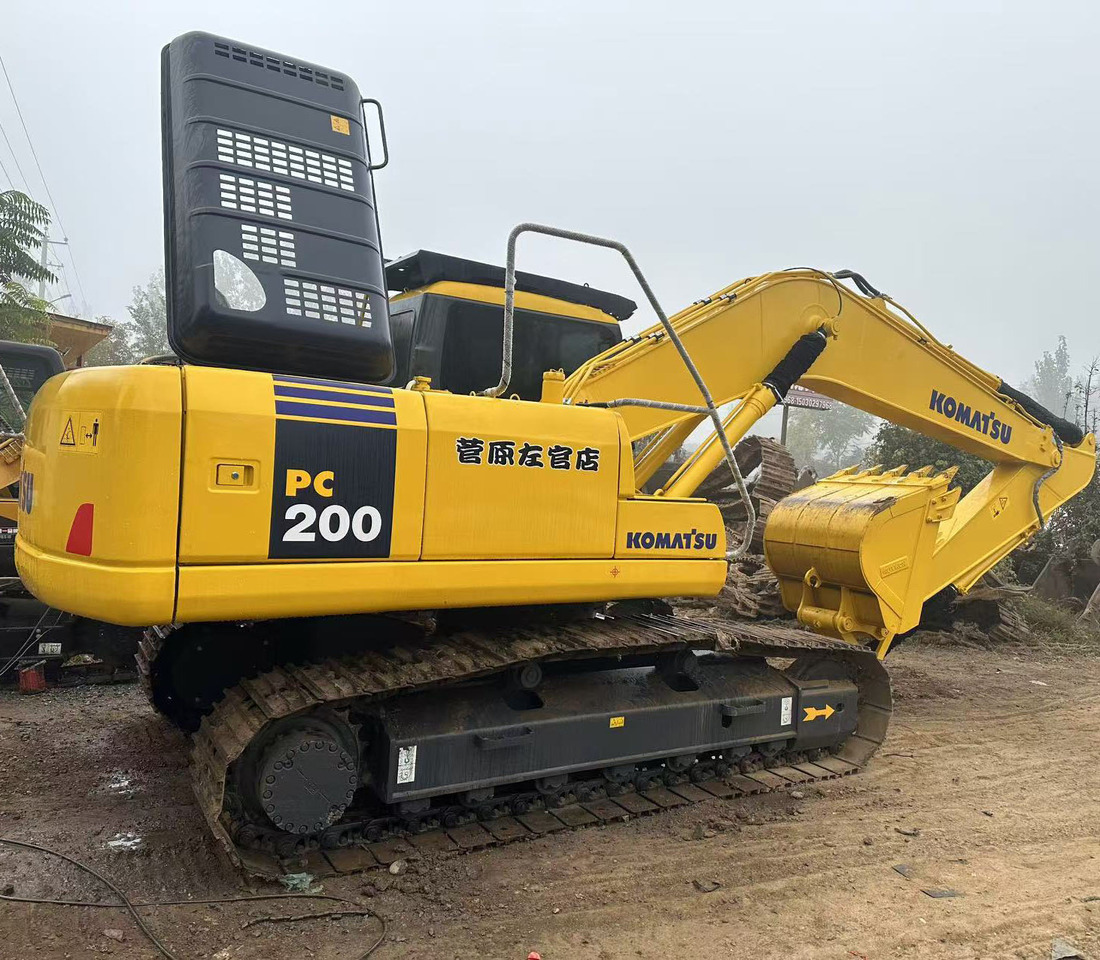 Komatsu PC200-7 excavator - Гусеничний екскаватор: фото 2 Komatsu PC200-7 excavator - Гусеничний екскаватор: фото 2