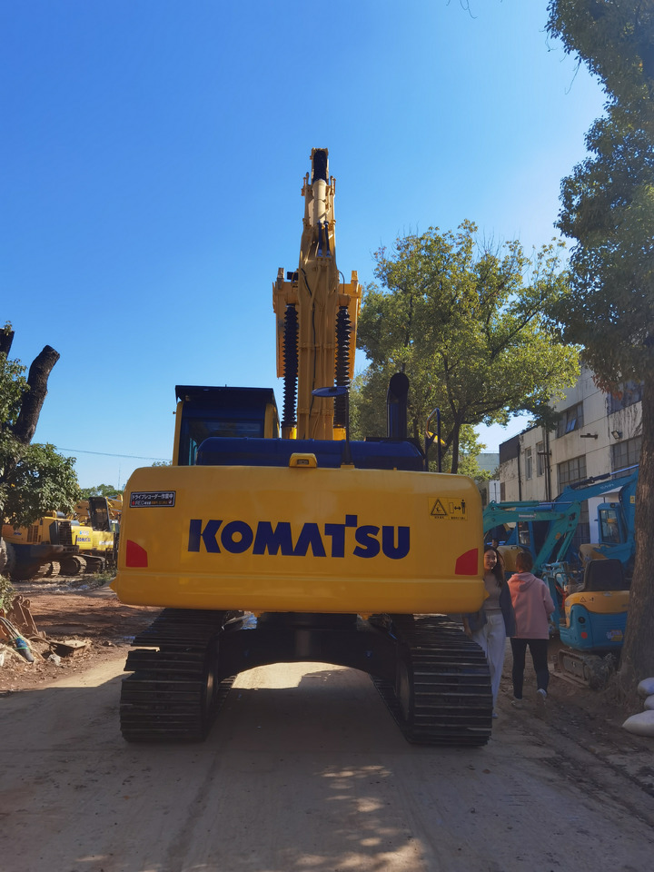 Komatsu PC200-8 Excavator - Гусеничний екскаватор: фото 5 Komatsu PC200-8 Excavator - Гусеничний екскаватор: фото 5