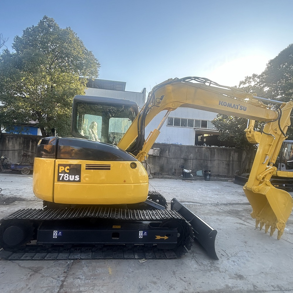 Komatsu pc78us Excavator - Гусеничний екскаватор: фото 1 Komatsu pc78us Excavator - Гусеничний екскаватор: фото 1