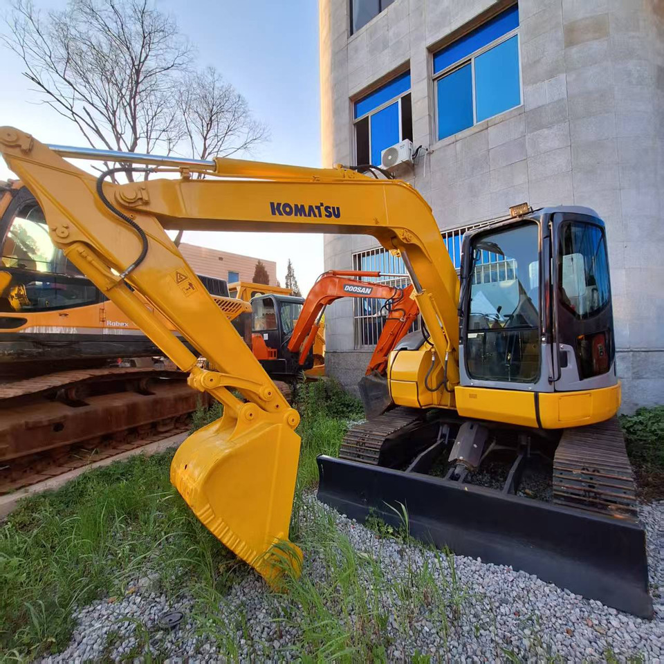 Komatsu pc78us Excavator - Гусеничний екскаватор: фото 1 Komatsu pc78us Excavator - Гусеничний екскаватор: фото 1