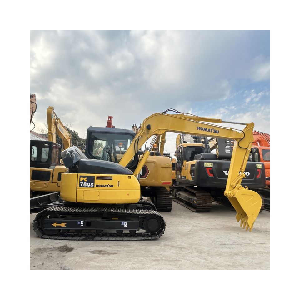Komatsu pc78us Excavator - Гусеничний екскаватор: фото 1 Komatsu pc78us Excavator - Гусеничний екскаватор: фото 1
