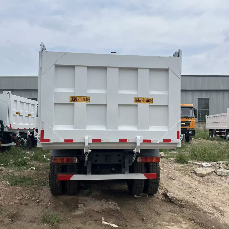 SINOTRUK Howo Dump truck 371hp 6x4 - Самоскид вантажівка: фото 4 SINOTRUK Howo Dump truck 371hp 6x4 - Самоскид вантажівка: фото 4