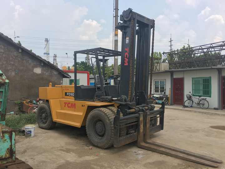 Second Hand TCM FD160 diesel fork lift with Good condition and high performance for sale in shanghai - Дизельний навантажувач: фото 4 Second Hand TCM FD160 diesel fork lift with Good condition and high performance for sale in shanghai - Дизельний навантажувач: фото 4