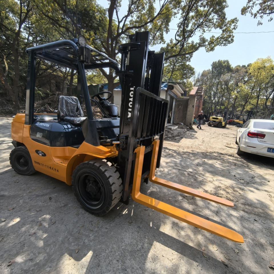 Toyota FD30 Forklift - Дизельний навантажувач: фото 5 Toyota FD30 Forklift - Дизельний навантажувач: фото 5