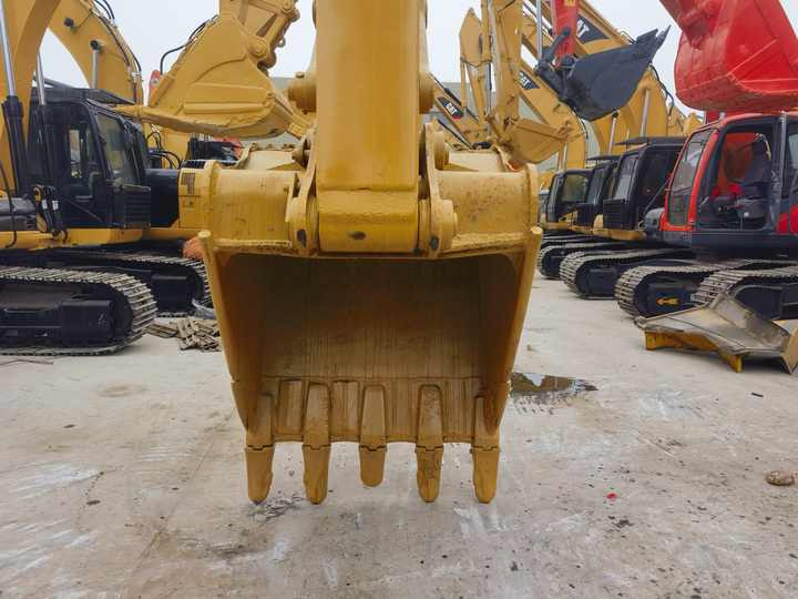 Used Cat 330D Excavator Caterpillar Large Machine 330D Excellent Condition Equipment Cat330D on stock - Гусеничний екскаватор: фото 4 Used Cat 330D Excavator Caterpillar Large Machine 330D Excellent Condition Equipment Cat330D on stock - Гусеничний екскаватор: фото 4
