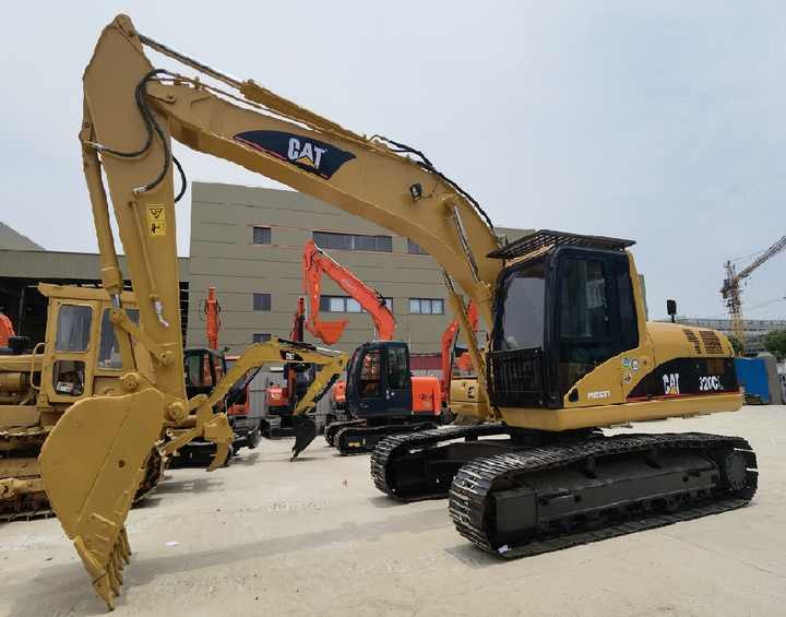 Used Excavator Cat 320cl with good condition Second Hand Excavator Caterpillar for Sale in Shanghai - Гусеничний екскаватор: фото 5 Used Excavator Cat 320cl with good condition Second Hand Excavator Caterpillar for Sale in Shanghai - Гусеничний екскаватор: фото 5