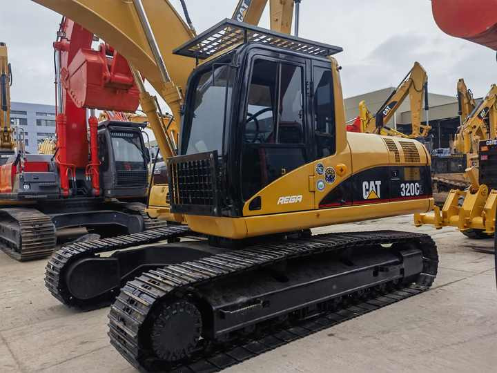Original japanese Used CAT 320CL excavator used Machinery 320CL excavator in good condition for sale - Гусеничний екскаватор: фото 2 Original japanese Used CAT 320CL excavator used Machinery 320CL excavator in good condition for sale - Гусеничний екскаватор: фото 2