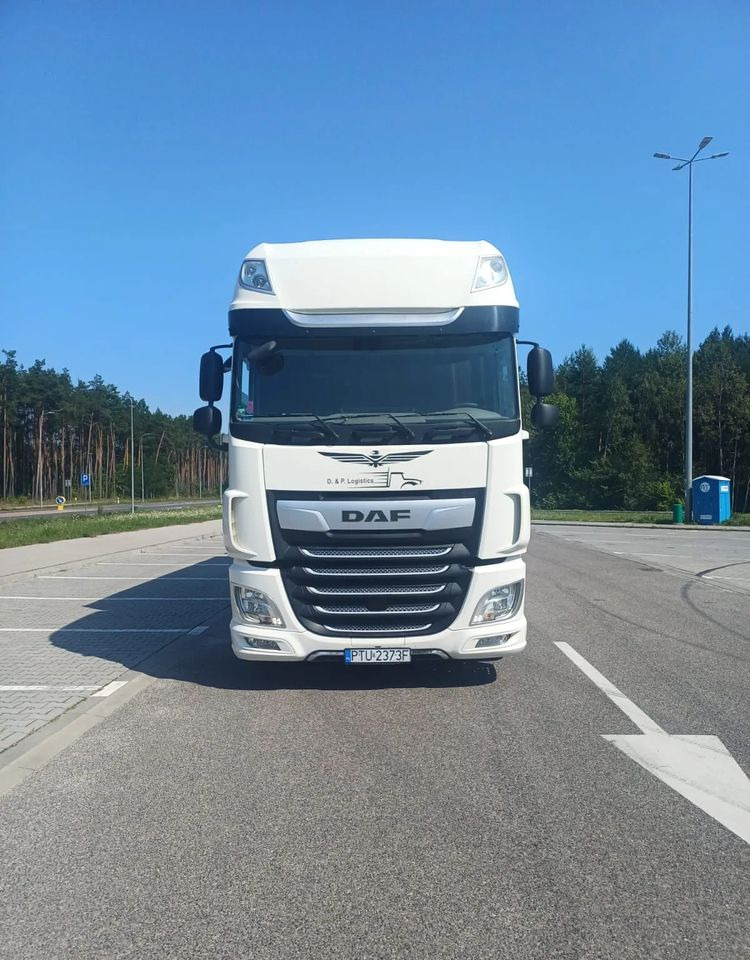 DAF XF 480 SUPER SPACE CAB / ZESTAW TANDEM PRZEJAZDOWY 120 M3 / SSC / ACC /EURO 6 - Тентована вантажівка: фото 4 DAF XF 480 SUPER SPACE CAB / ZESTAW TANDEM PRZEJAZDOWY 120 M3 / SSC / ACC /EURO 6 - Тентована вантажівка: фото 4