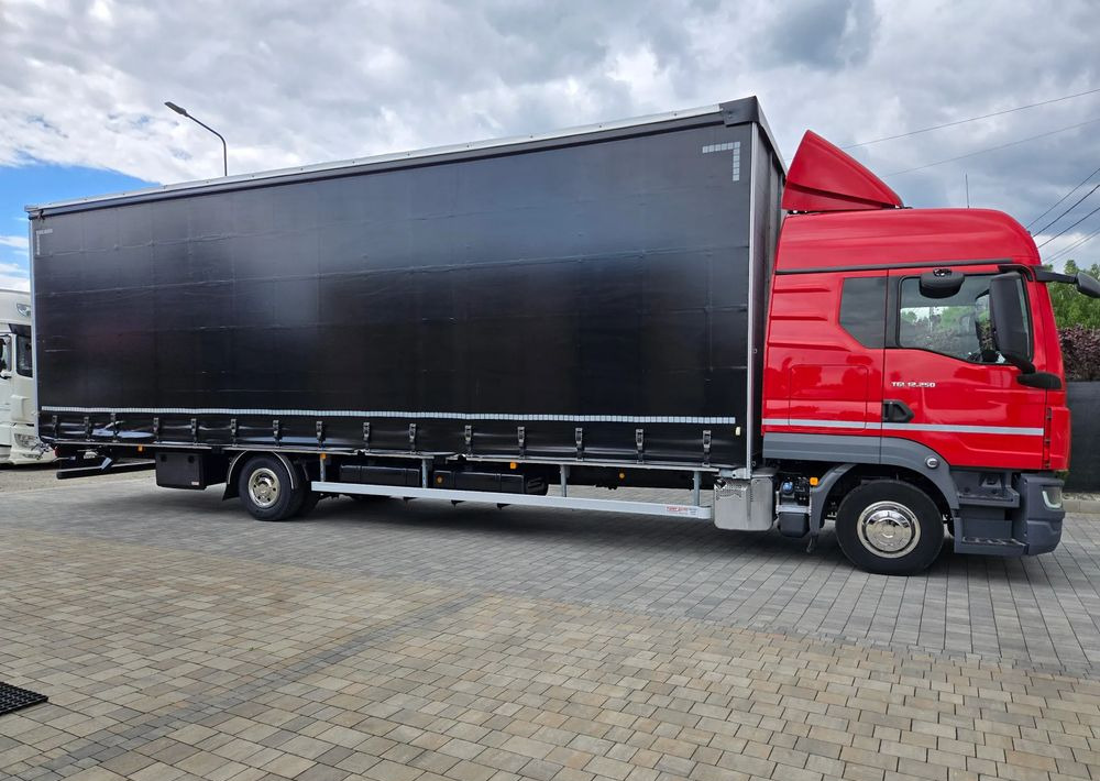 MAN TGL 12.250 - Тентована вантажівка: фото 2 MAN TGL 12.250 - Тентована вантажівка: фото 2