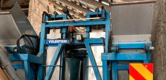 Vendemmiatrice Volentieri VG 2000/2 TA - Збиральна машина для винограду: фото 1 Vendemmiatrice Volentieri VG 2000/2 TA - Збиральна машина для винограду: фото 1