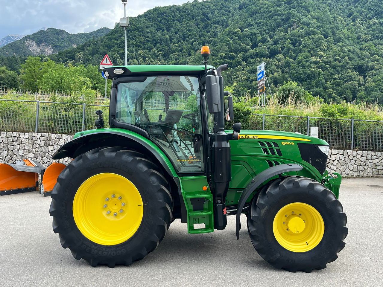 JOHN DEERE 6130R - Трактор: фото 5 JOHN DEERE 6130R - Трактор: фото 5