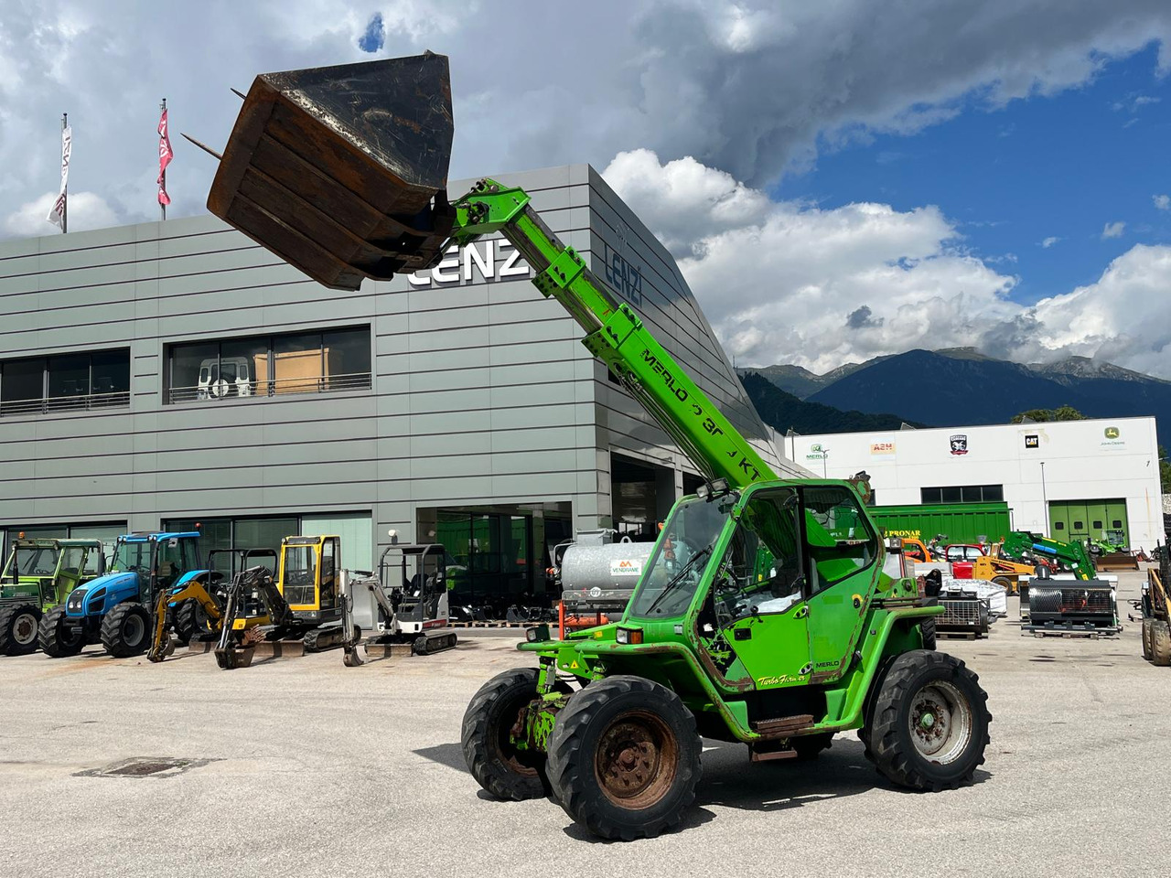 MERLO TELESCOPICO MERLO P 30.9 KT - Навантажувач телескопічний: фото 1 MERLO TELESCOPICO MERLO P 30.9 KT - Навантажувач телескопічний: фото 1