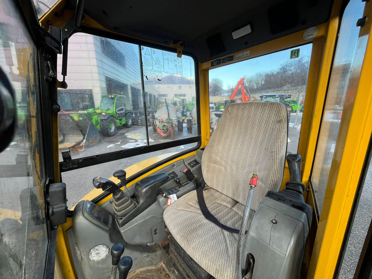 Міні-екскаватор MINIESCAVATORE VOLVO ECR 28: фото 7