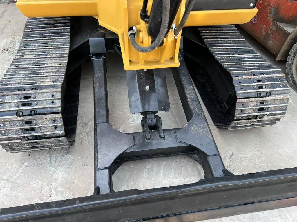 CAT 305.5 - Міні-екскаватор: фото 5 CAT 305.5 - Міні-екскаватор: фото 5