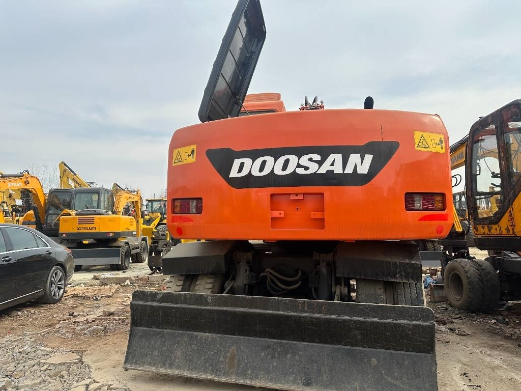 Doosan 150 W-7 - Колісний екскаватор: фото 2 Doosan 150 W-7 - Колісний екскаватор: фото 2
