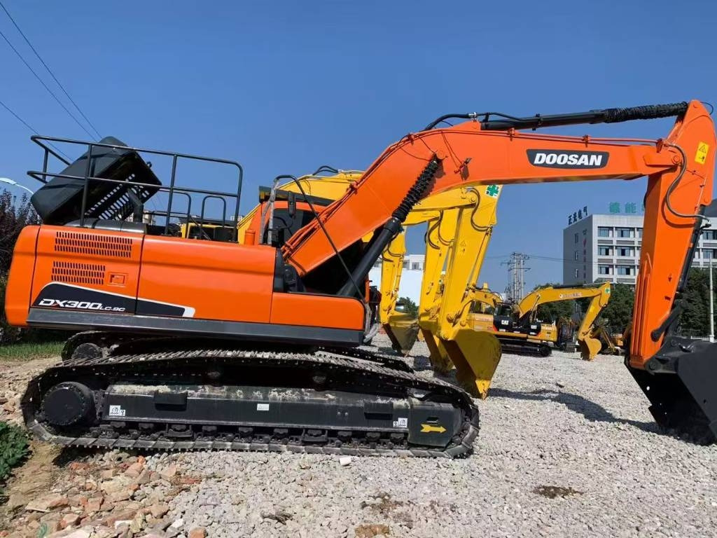 Doosan 300 - Гусеничний екскаватор: фото 1 Doosan 300 - Гусеничний екскаватор: фото 1
