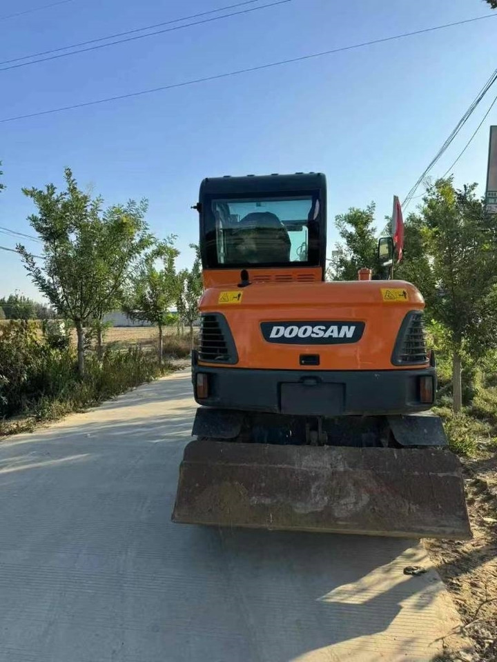 Doosan DX 60  - Міні-екскаватор: фото 2 Doosan DX 60  - Міні-екскаватор: фото 2