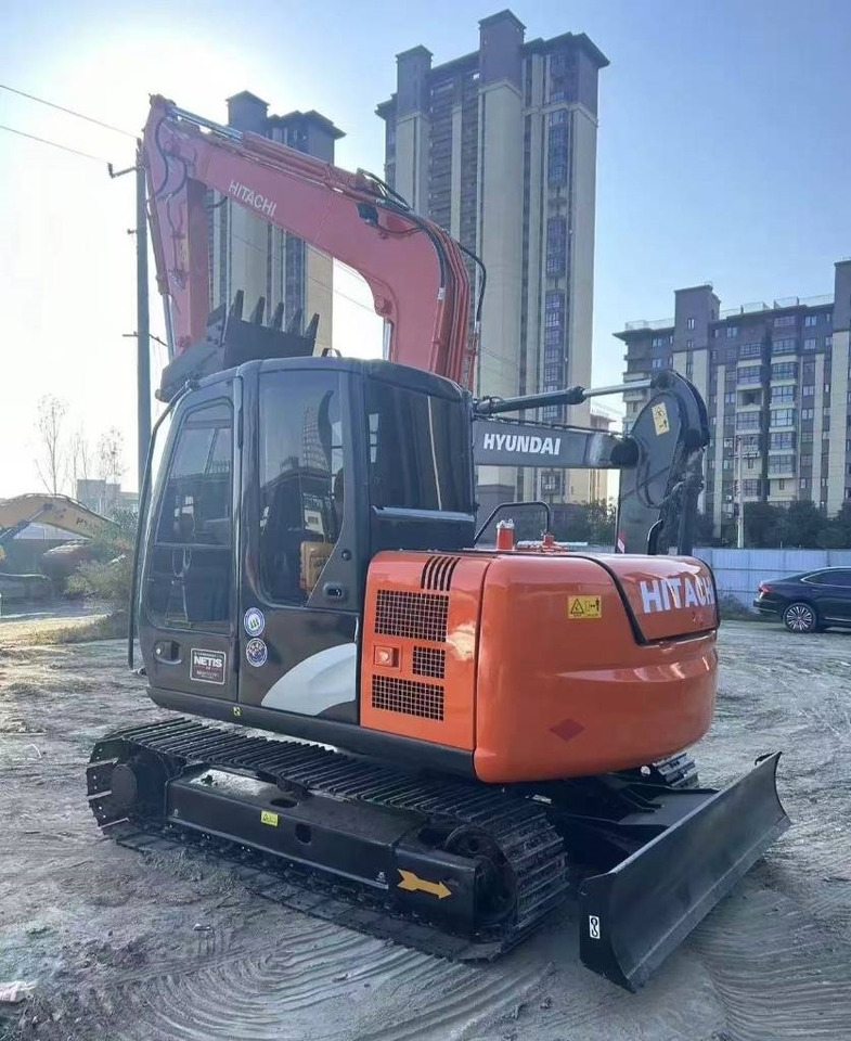 Hitachi ZAXS 70 - Міні-екскаватор: фото 3 Hitachi ZAXS 70 - Міні-екскаватор: фото 3