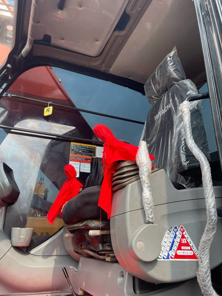 Гусеничний екскаватор Hitachi ZX 240: фото 9